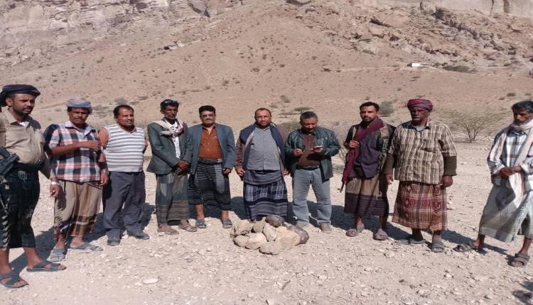 فريق مياه الريف يباشر تلمّس احتياجات مناطق الشروج ونخل النائية في مديرية الروضة