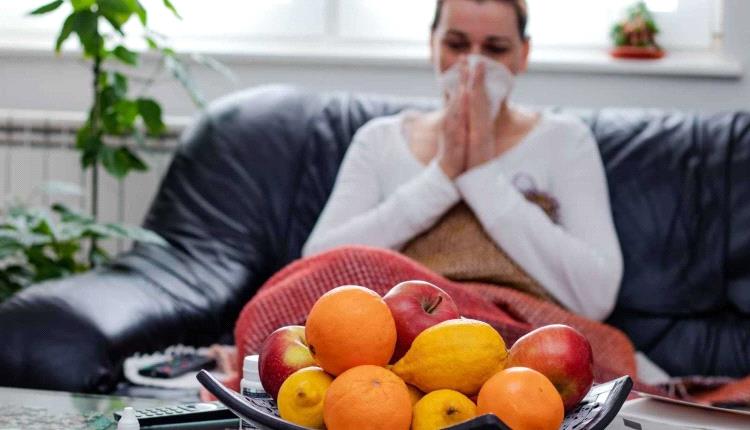 بعد الشفاء من الإنفلونزا.. تجنب هذه الأطعمة مؤقتاً..