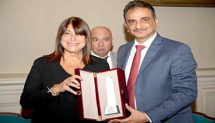 لملس يجري سلسلة لقاءات لتعزيز التعاون بين عدن والمدن الأوروبية بفرنسا