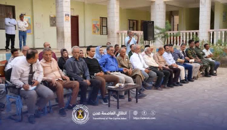 بحضور السقاف.. مدرسة حاتم بالشيخ عثمان تحتفي بالذكرى الـ 58 لعيد الاستقلال المجيد 30 نوفمبر 
