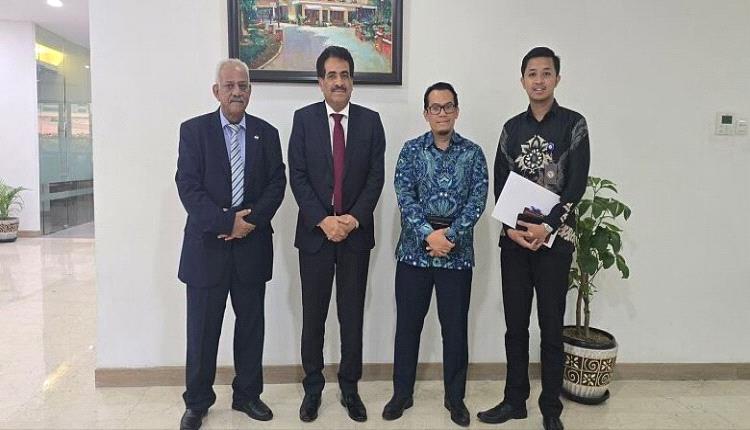 
مباحثات يمنية–إندونيسية تمهد لافتتاح مكتب قنصلي في عدن وتعزيز العلاقات الثنائية

