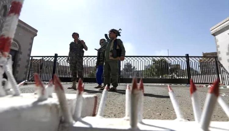 فساد وتطييف مستمر.. حو.ثنة شاملة تضرب مؤسسات الدولة