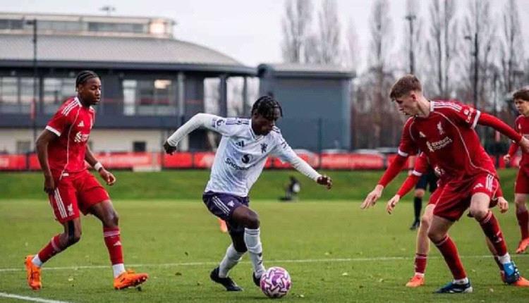 انهيار على كل المستويات.. خسارة صادمة لشباب ليفربول أمام مانشستر يونايتد