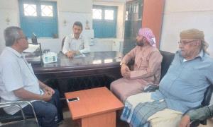 رئيس تنفيذية انتقالي القطن يبحث مع مدير الأوقاف بالمديرية تنسيق العمل المشترك