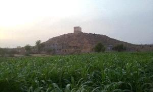 انف،،جار غادر يستهدف دورية أمنية في الوضيع ويوقع جنديين قتلى

