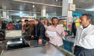 مأمور مديرية الضالع يشرف على حملة مراقبه وتثبيت الاسعار