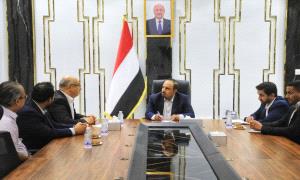 محافظ حضرموت يبحث مع وفد منظمة اليونيسكو تعزيز التعاون في حماية التراث الثقافي