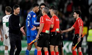 قراران مؤثران جدا.. تقييم مفاجئ لحكم مباراة ريال مدريد وإلتشي