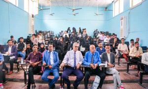 مؤسسة إنسجام تنفذ ثالث جلساتها الحوارية حول بناء السلام والحوار الطلابي بالعاصمة عدن
