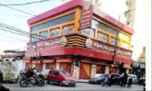 إغلاقات واسعة لمطاعم صنعاء بسبب الجبايات وتراجع الشراء