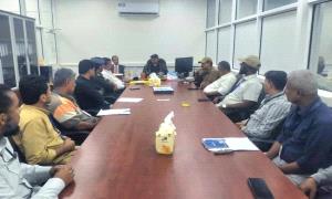 رئيس الهيئة يتفقد سير عمل مطار الريان بالمكلا ويتلمس احتياجاته