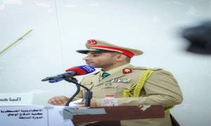 العميد علي القاضي يهنئ العميد إبراهيم قائد بمناسبة نيله زمالة كلية الدفاع الوطني