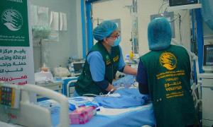 مشروع طبي تطوعي يجري 33 عملية جراحة قلب ناجحة في المكلا
