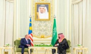 ولي العهد السعودي يستقبل ملك ماليزيا في قصر اليمامة