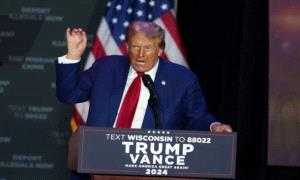 ترامب يتوعد بترحيلات واسعة ويعلن وقف الهجرة من دول العالم الثالث