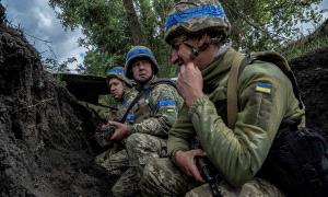 نزيـ.ـف بشري يضـ.ـرب الجبهات الأوكرانية.. خطوط الدفاع تنهار أمام الزحف الروسي