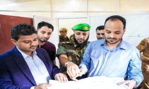 مأمور الشيخ عثمان وسام معاوية يثمن جهود وحدة التدخل في حماية الأراضي بعدن