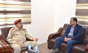 رئيس تنفيذية انتقالي حضرموت يلتقي رئيس مركز العمليات المشتركة بالمحافظة