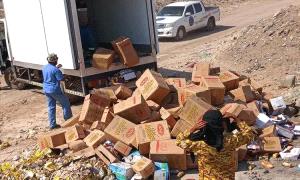 عدن.. ضبط وإتلاف 4 أطنان من المواد الغذائية الفاسدة

