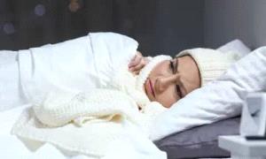 ما مخاطر الشتاء المخفية في غرفة النوم وكيف تتجنبها؟