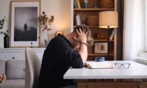 ارتفاع لافت في صعوبات الذاكرة والتركيز بين البالغين