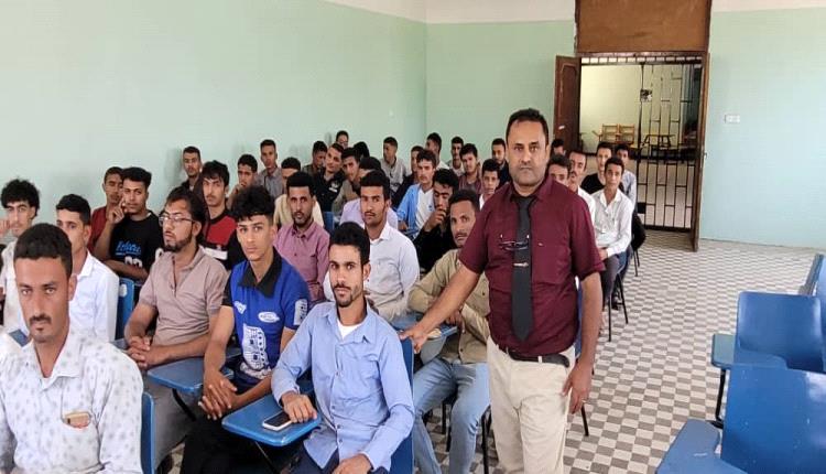 تدشين العام الدراسي في كلية الضالع الجامعية وسط إقبال غير مسبوق