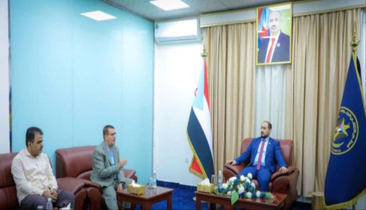 أمين الانتقالي يبحث سبل مواجهة التحديات في القطاع الصناعي