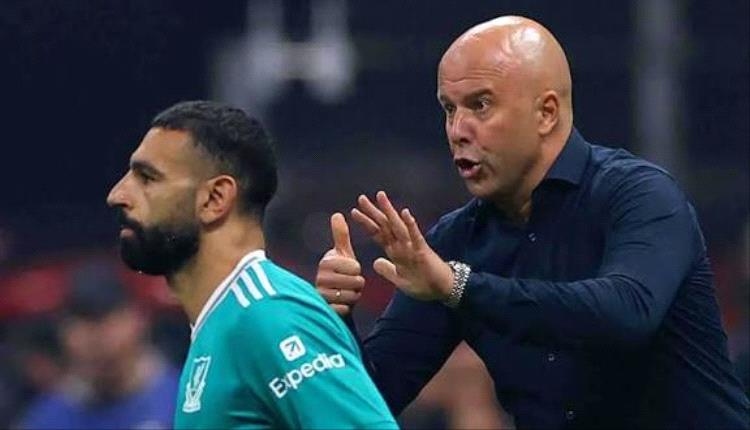 بعد الخسارة أمام تشيلسي.. سلوت يدافع بشدة عن محمد صلاح