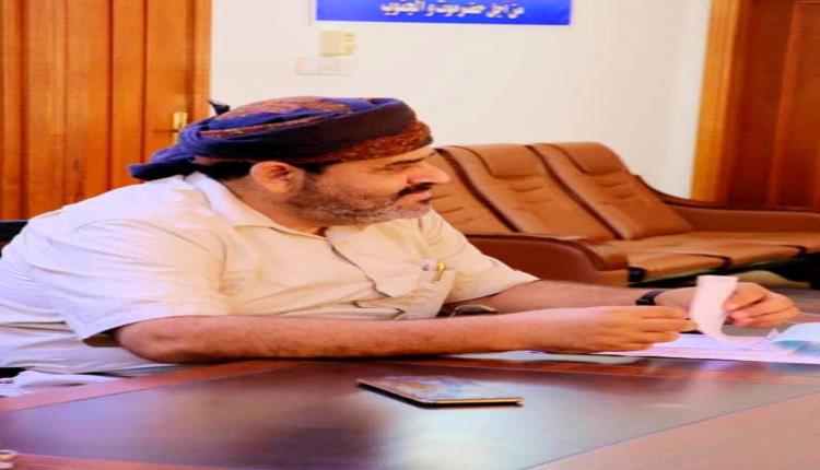 الشيخ صالح بن شيخان اليزيدي يخمد فتنة قبلية في العاصمة عدن حفاظاً على أمن واستقرار الجنوب