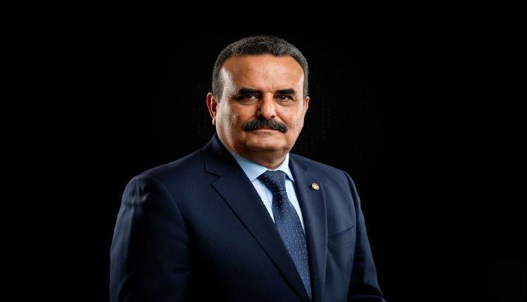 مدير عام مطار عدن الدولي يبارك للقيادة السياسية وعمال وموظفو المطار بذكرى أكتوبر المجيد