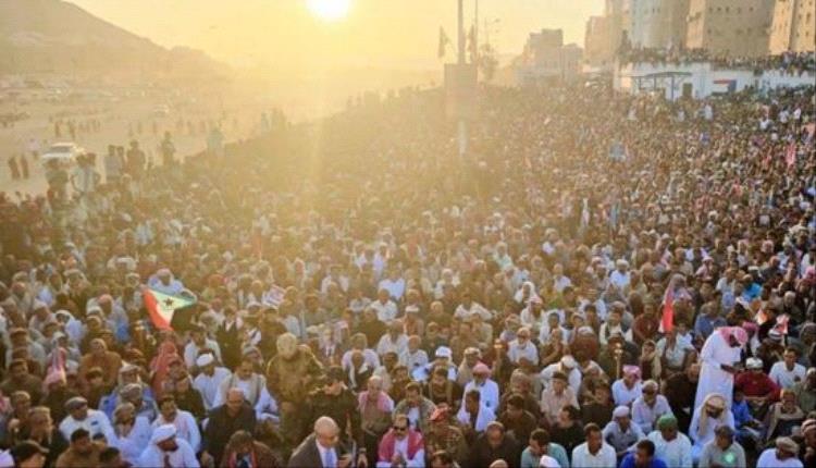 حشود أكتوبر المهيبة.. الجنوب يجدد عهد الثورة