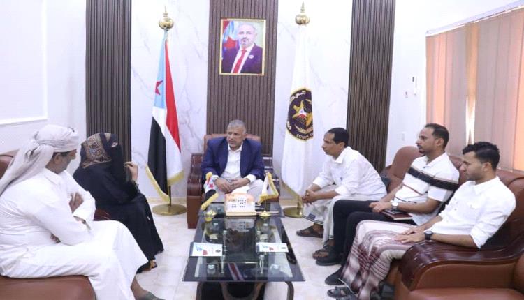 فريق التوجيه والرقابة الرئاسي يلتقي رئيسة لجنة المرأة في الجمعية الوطنية بالمهرة