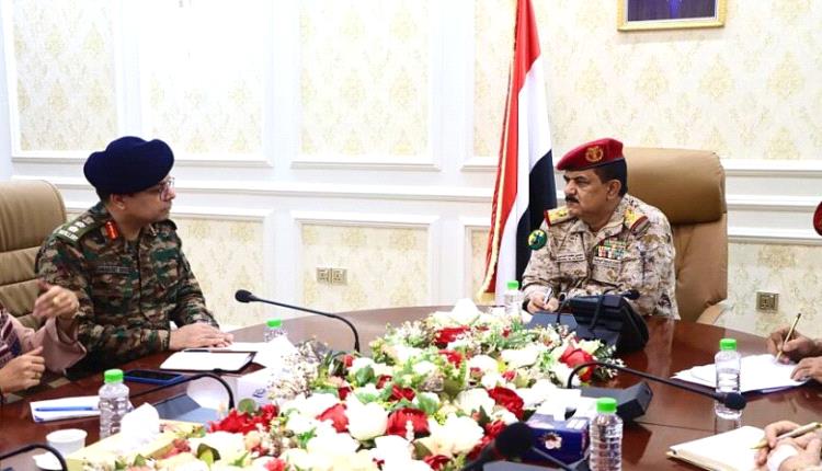 اليمن والهند يناقشان توسيع التعاون العسكري والطبي لرعاية جرحى الحر،،ب

