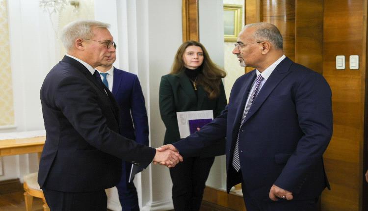 تقرير : زيارة الرئيس الزُبيدي إلى موسكو.. رسائل الجنوب من قلب الكرملين