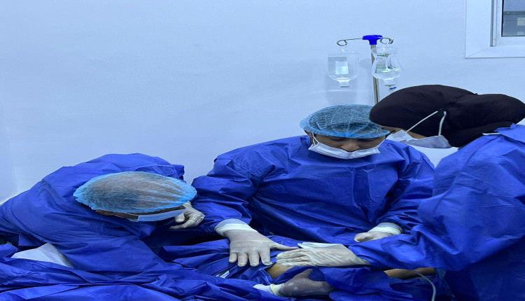 مستشفى عبود العسكري يجري أول عملية غسيل بروتيني في العاصمة عدن والمحافظات المجاورة