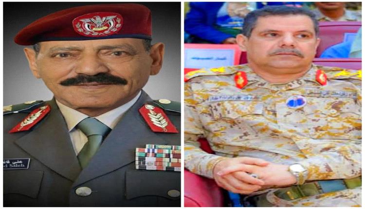 قائد محور عتق يُعزي في وفاة الفريق ركن علي قائد صالح..