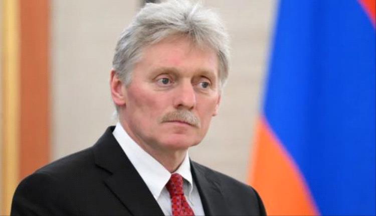 متحدث الكرملين يحـ.ـذر فرنسا: فكروا قبل دعم أوكرانيا