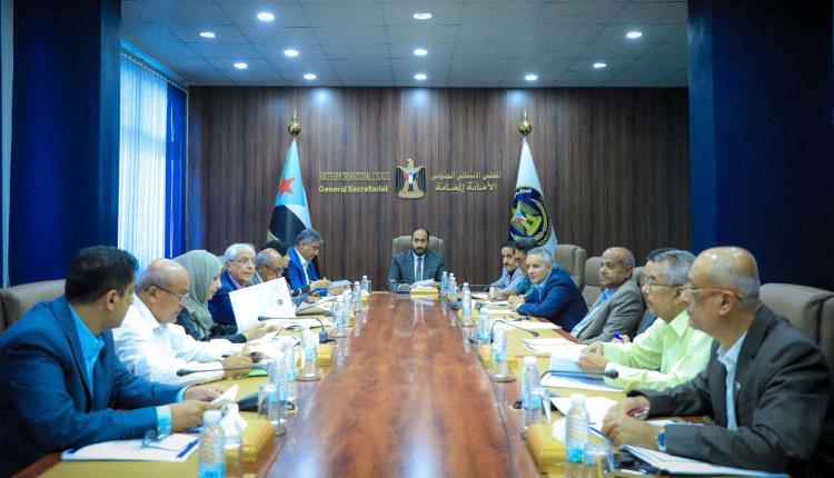 الأمانة العامة تناقش مستوى تنفيذ القرارات والتوجيهات الصادرة خلال الفصل الثالث من العام الجاري