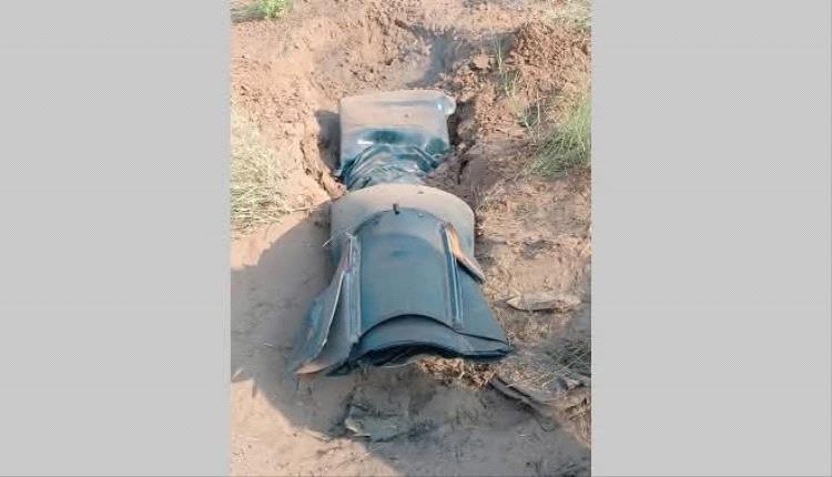 سقوط صـ.ـاروخ إير.اني في قرية شمال محافظة الحديدة اليمنية