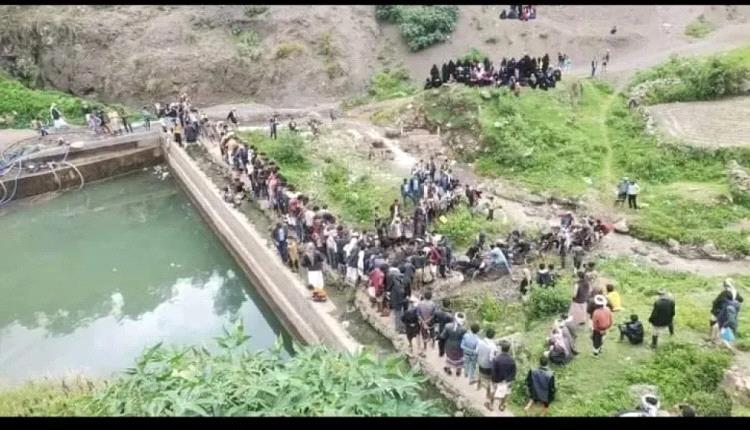 وفاة ثلاث فتيات غرقًا خلال جلب الماء لأسرتهن في تعز اليمنية