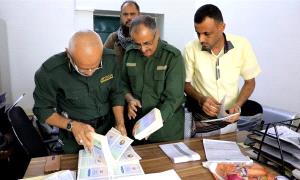 ضبط وثائق ثبوتية مهربة من مناطق الحو.ثيين ومصلحة الأحوال المدنية تتخذ الإجراءات