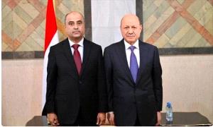 العليمي يغادر عدن.. ورئيس الوزراء سالم بن بريك يصل اليوم