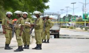 بعد احتجـ.ـاجات عنيـ.ـفة.. تنزانيا تفرض حـ.ـظر تجول بالعاصمة دار السلام