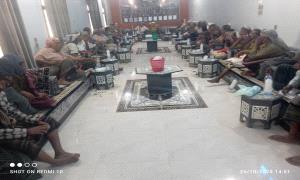 مدير عام أحور يعقد اجتماعاً مع مشايخ بأكازم لمناقشة قضايا أمنية وخدمية هامة