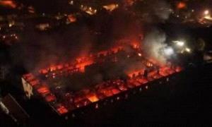 حـ.ـريق ضخم يلتهم دير برناجا التاريخي بإيطاليا