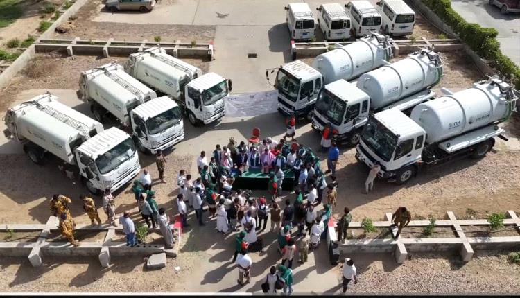 مأرب: بتمويل مركز الملك سلمان افتتاح محطة إسعافية لمعالجة مياه الصرف الصحي وتسليم شاحنات لصندوق نظافة