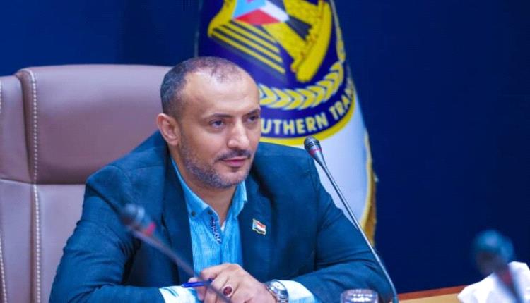 الشرفي: الانتقالي لن يقف مكتوف الأيدي أمام محاولات استنزاف الجنوب وتجويع شعبه