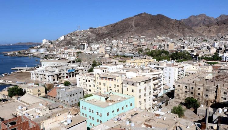 السلطة المحلية بمديرية البريقة تدين وتستنكر واقعة الإعتداء واحتجاز الجهات المكلفة بإزالة البناء العشوائي ( بيان + فيديو )
