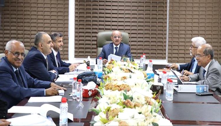 مجلس إدارة البنك المركزي اليمني يستعرض تطورات الأوضاع المالية والنقدية والاقتصادية خلال الفترة المنصرمة