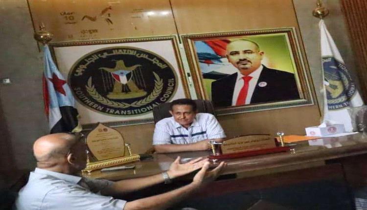 رئيس تنفيذية انتقالي لحج يلتقي مدير عام فرع الهيئة العامة لحماية البيئة بالمحافظة